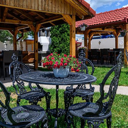 Pensiunea Roma Antica Hărman Dış mekan fotoğraf