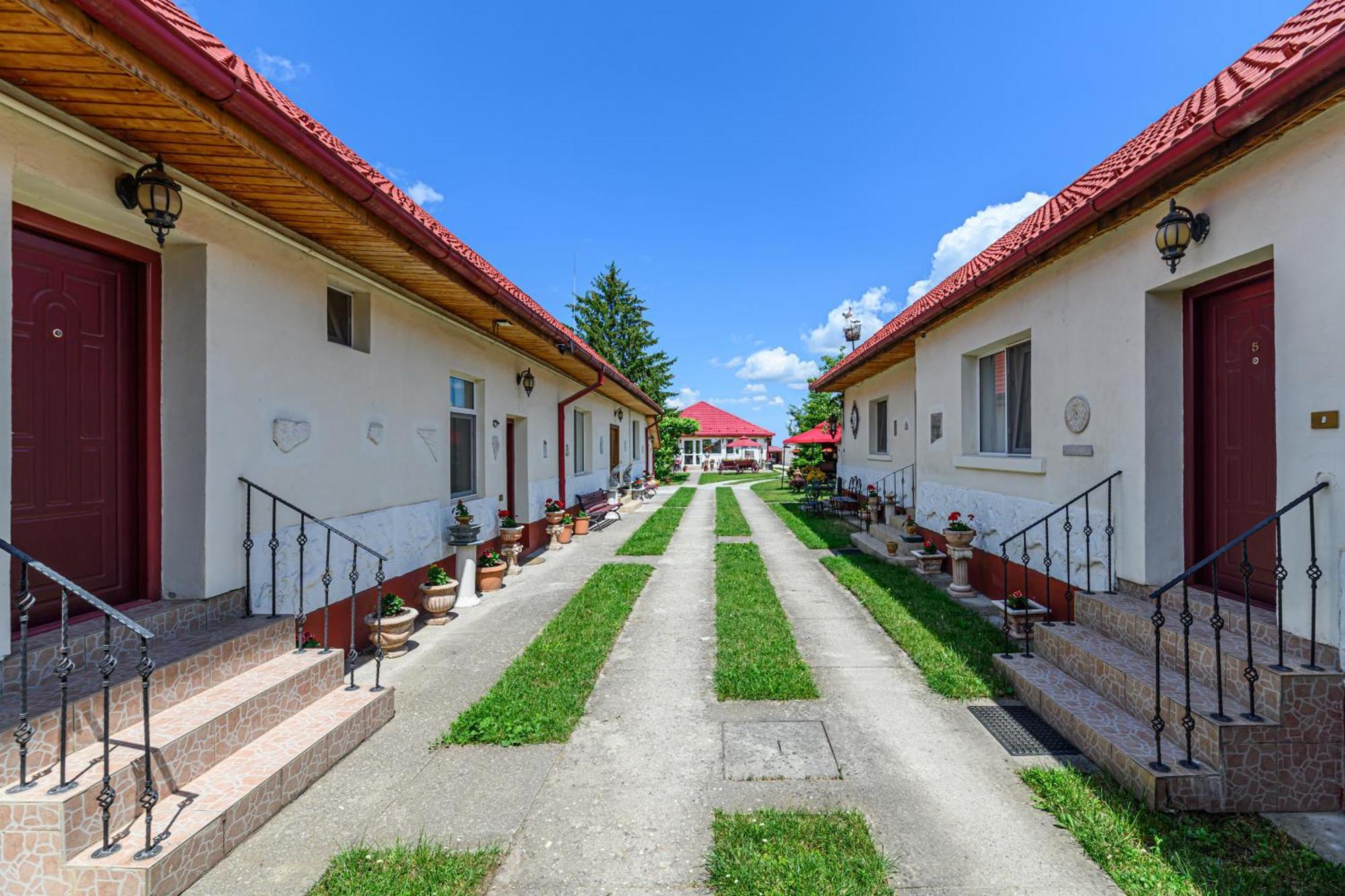 Pensiunea Roma Antica Hărman Dış mekan fotoğraf